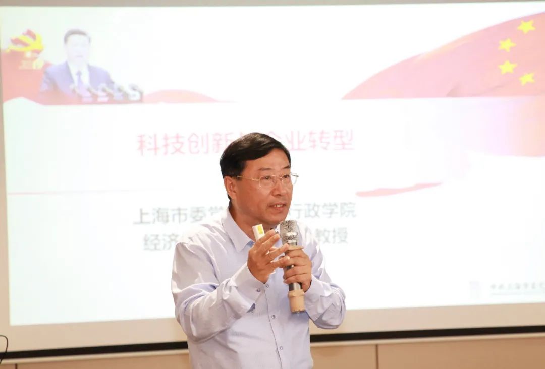 慶祝建黨百年華誕 商會(huì)組織企業(yè)家走進(jìn)創(chuàng)力開(kāi)展參觀座談等活動(dòng)(圖5) 慶祝建黨百年華誕 商會(huì)組織企業(yè)家走進(jìn)創(chuàng)力開(kāi)展參觀座談等活動(dòng)(圖5)