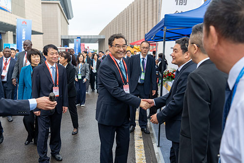 微信圖片_20250916113924_15_593.jpg 陜西榆能創(chuàng)力智能裝備有限公司閃耀第十九屆榆林國際煤博會(圖2)